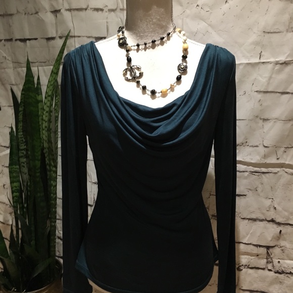 Tahari Turquoise 💯 % silk top - - Picture 2 of 7